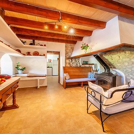 Villa Mala Garbo By Sealand Villas Pollença Exteriör bild
